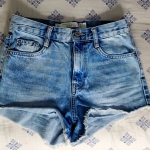 Zara Trafaluc women's  denim short